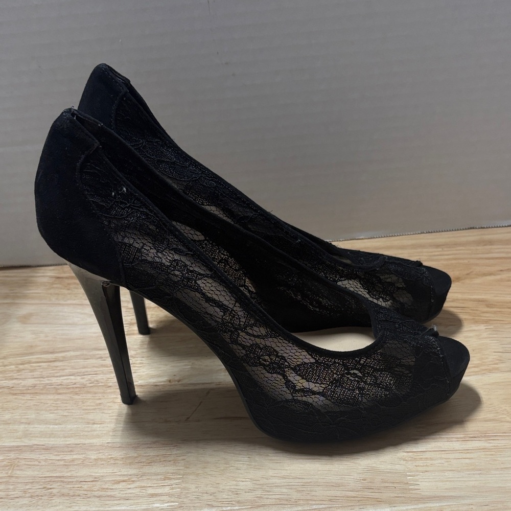Guess Black Lace Peep-Toe Heels with Cutout Detail - Picture 3 of 9